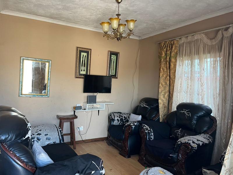 2 Bedroom Property for Sale in Guguletu Western Cape